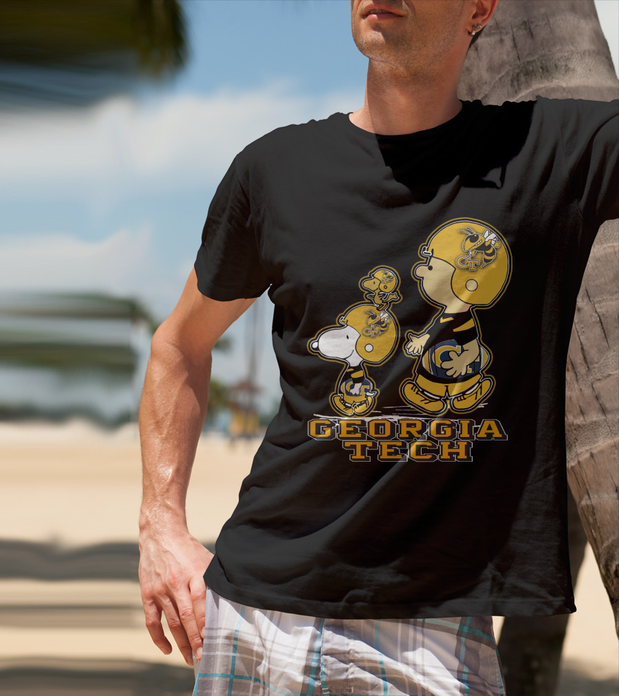 Snpfootball Georgia Tech Yellow Jackets Charlie Brown And Snoopy Football Gear T-Shirt