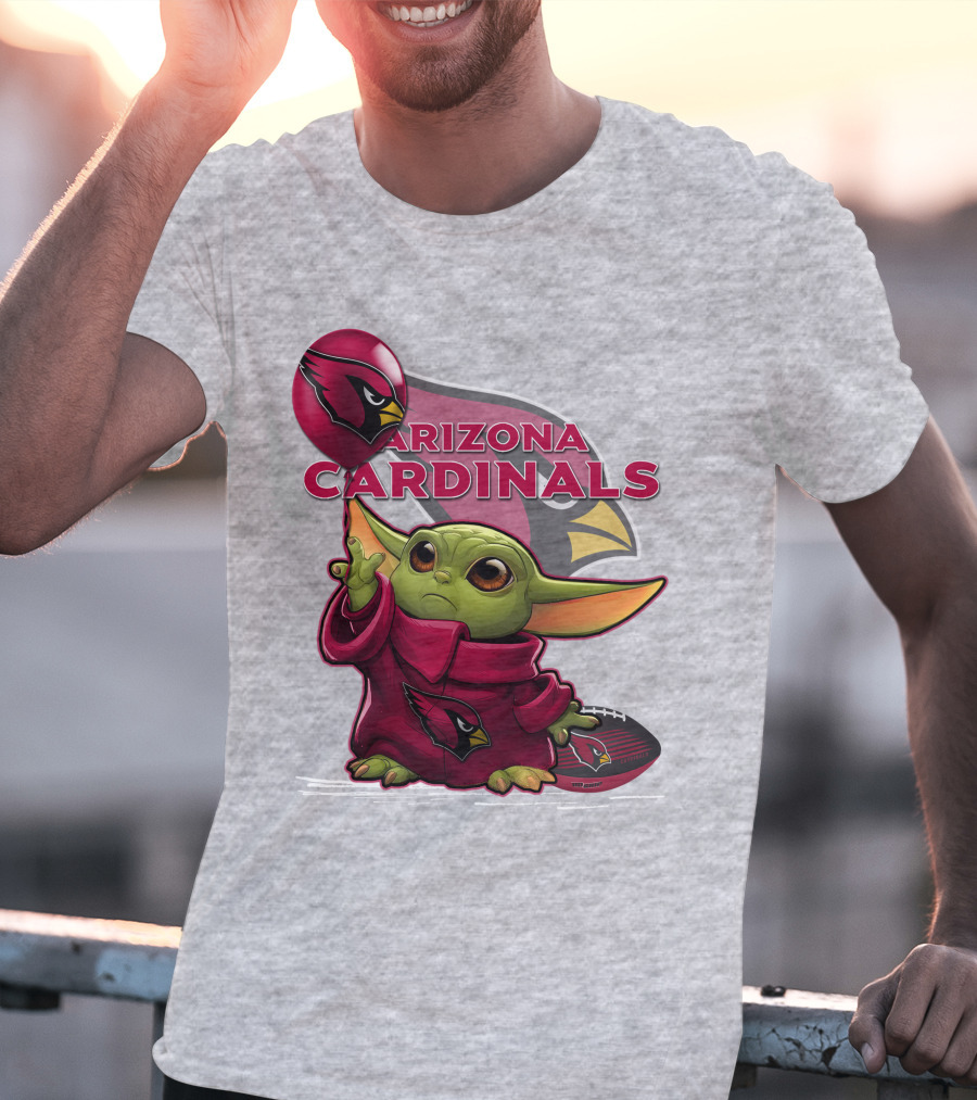 Yoda Holding Arizona Cardinals Balloon And Football With Team T-Shirt