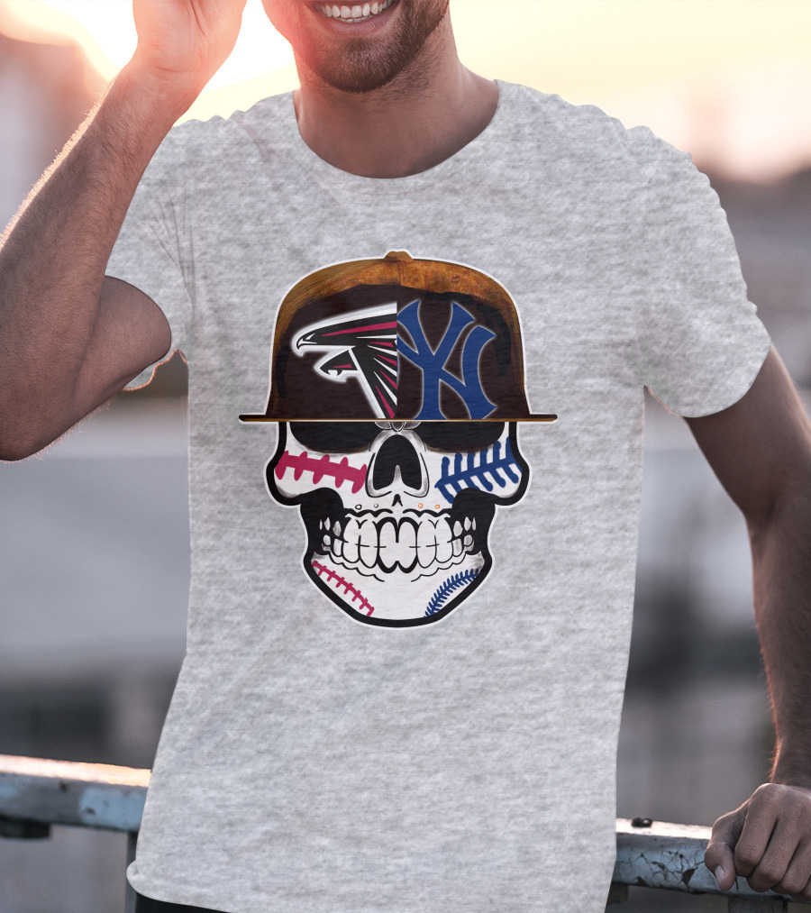 Atlanta Falcons New York Yankees Skull Baseball Football Fusion T-Shirt