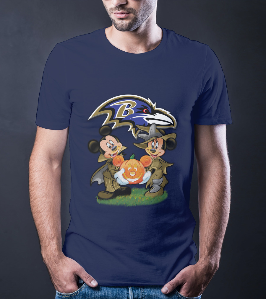 Baltimore Ravens Mickey And Minnie Halloween Pumpkin Ravens T-Shirt