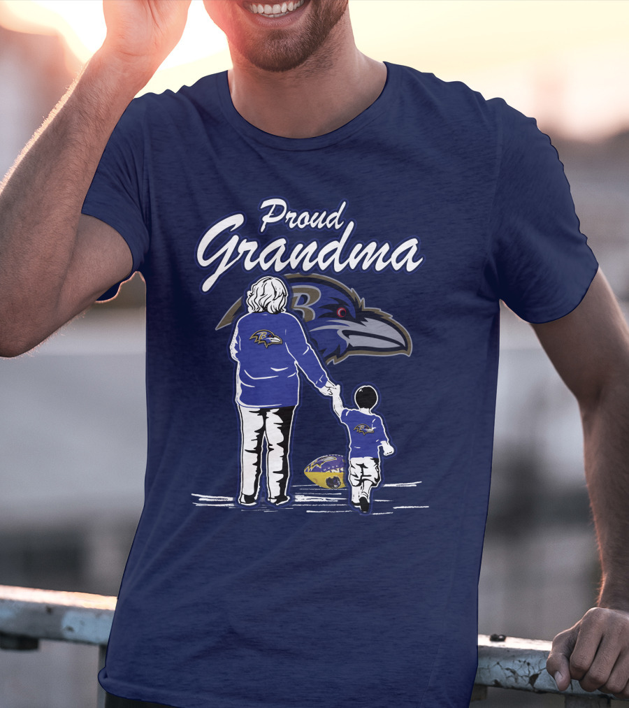 Proud Grandma Baltimore Ravens Family Fan Enthusiast With Child And Football T-Shirt