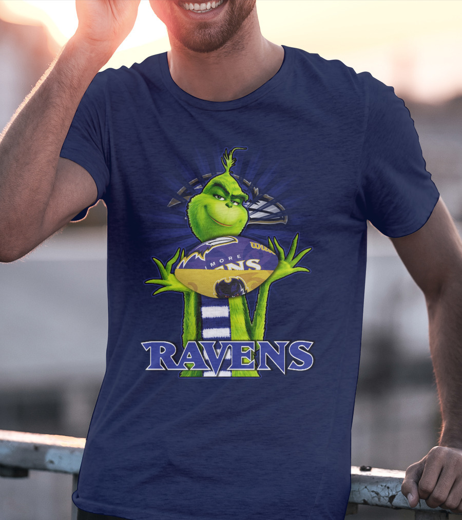 Grinch Holding Baltimore Ravens Football T-Shirt