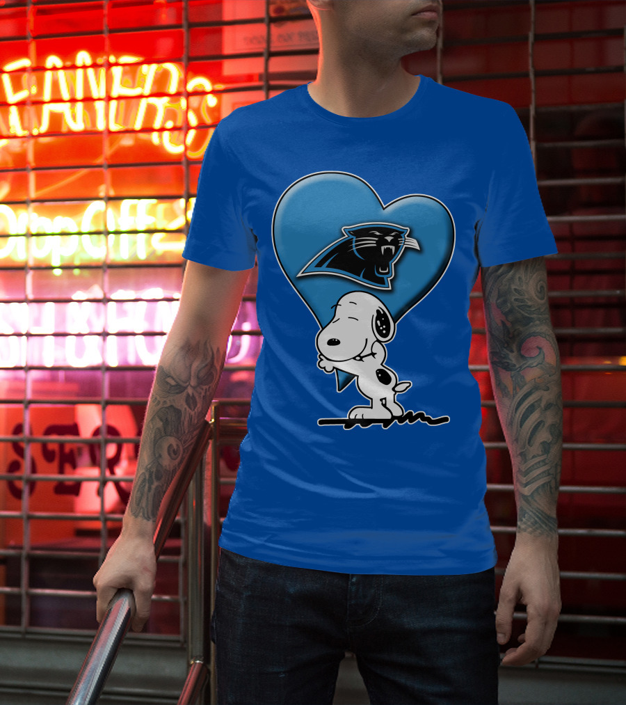 Snoopy Hugging Carolina Panthers Heart With Iconic T-Shirt