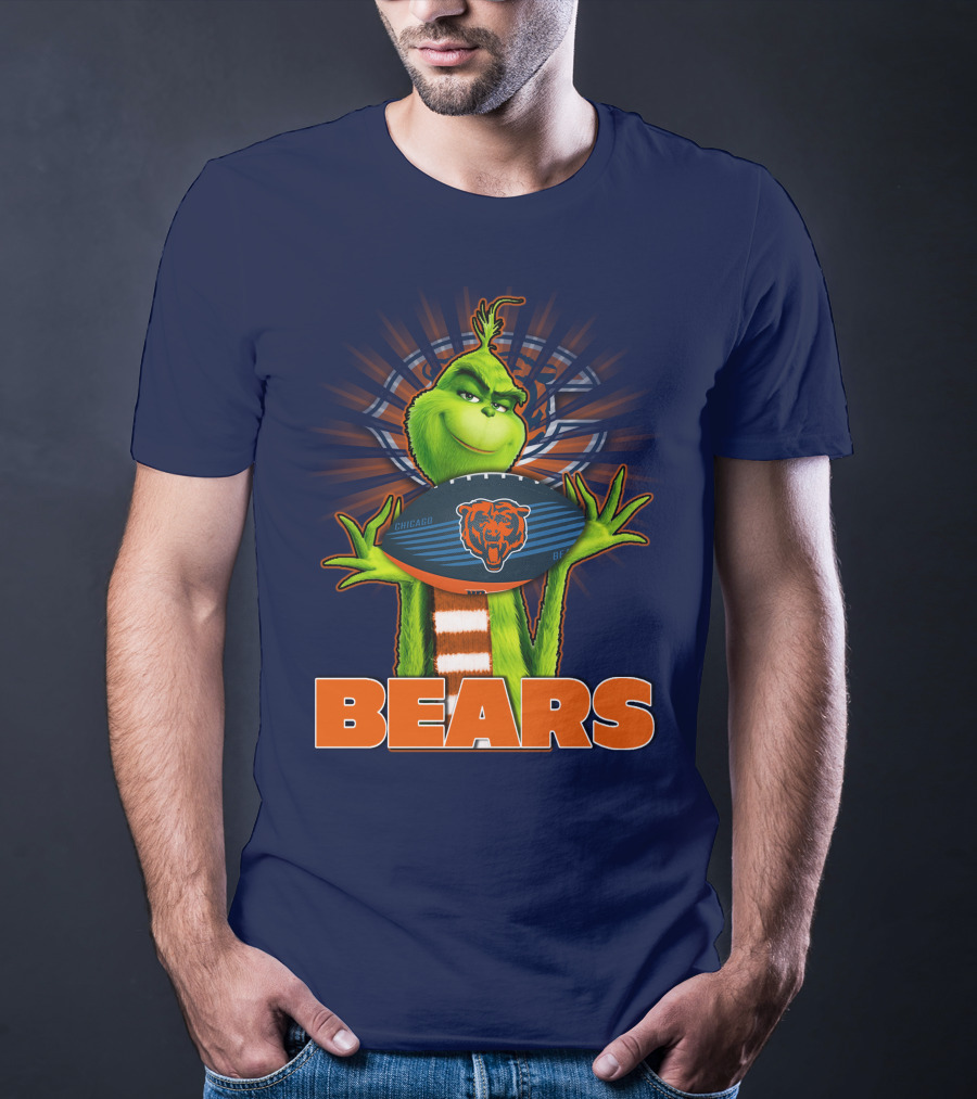 Grinch Holding Chicago Bears Football BEARS T-Shirt