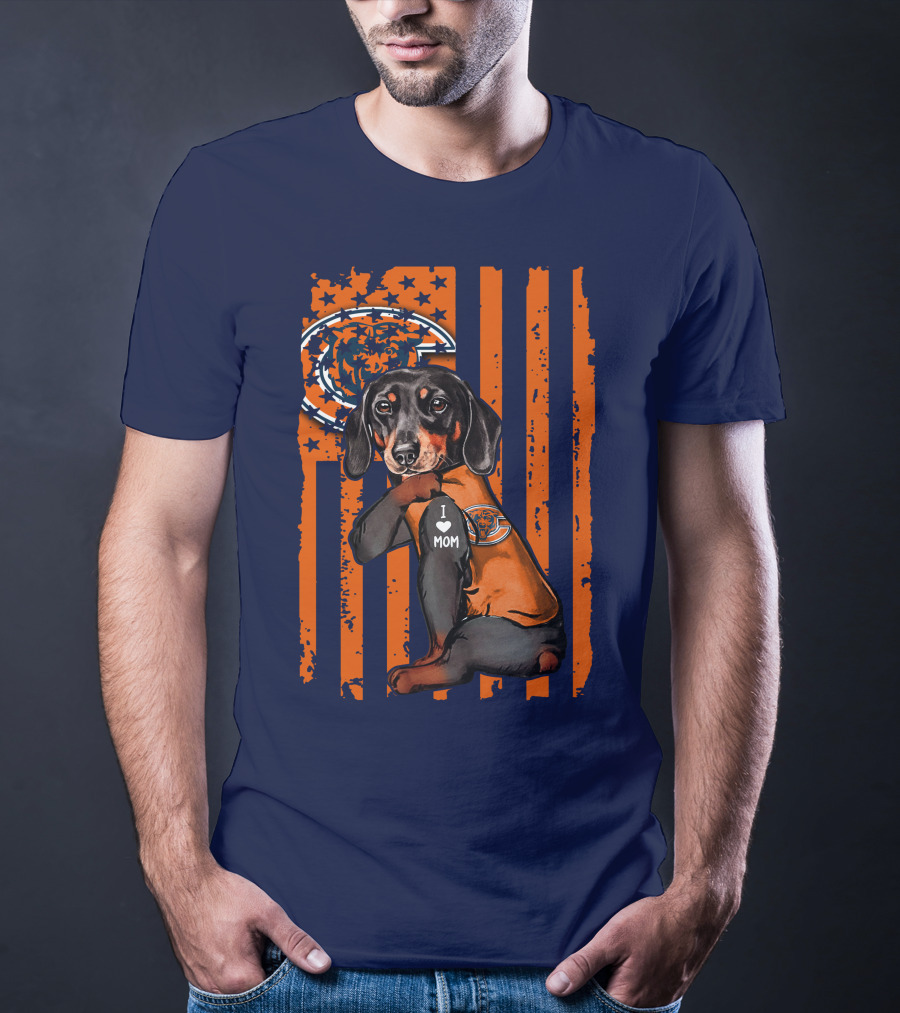 Dachshund I Love Mom Chicago Bears Fan Orange Flag T-Shirt