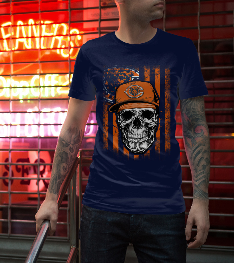 Skull V1 Chicago Bears Fan Skull Wearing Team Cap With Logo And Flag T-Shirt