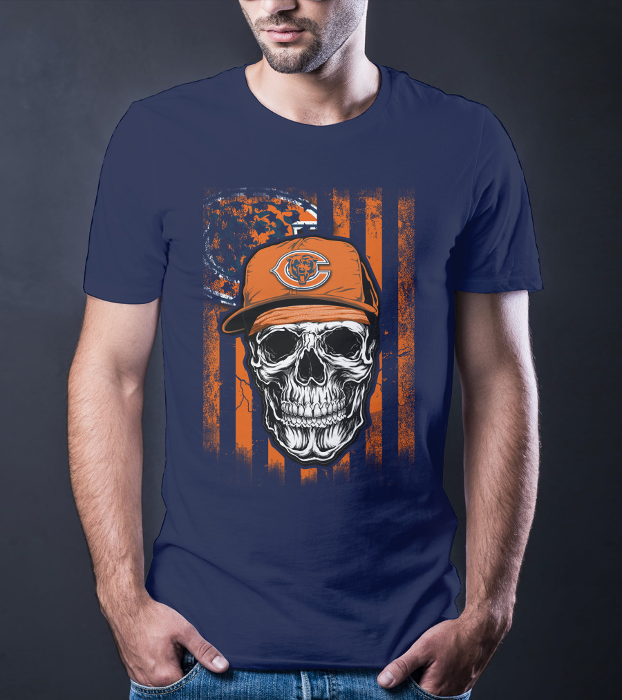Skull V1 Chicago Bears Fan Skull Wearing Team Cap With Logo And Flag T-Shirt