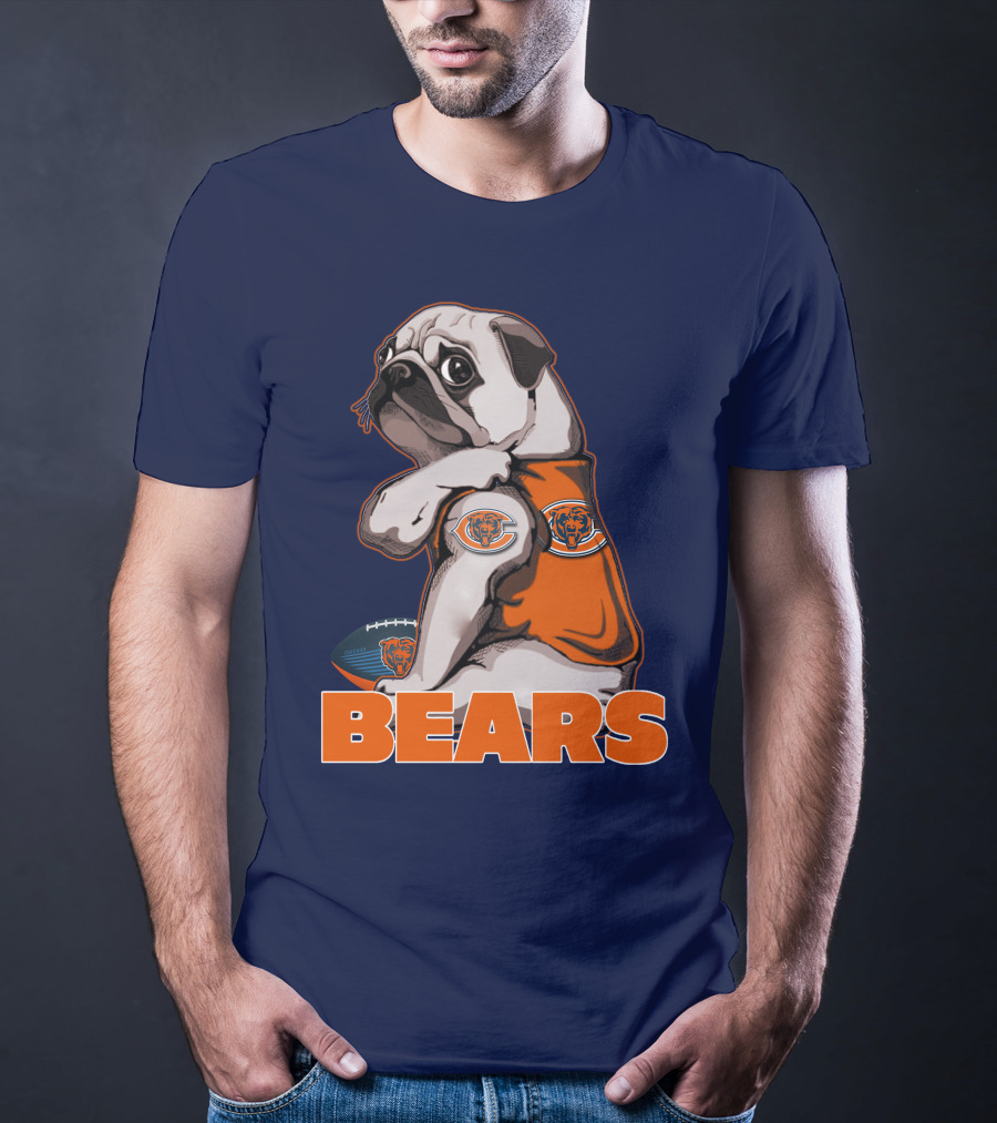 Pug Chicago Bears Football Fan With Team T-Shirt
