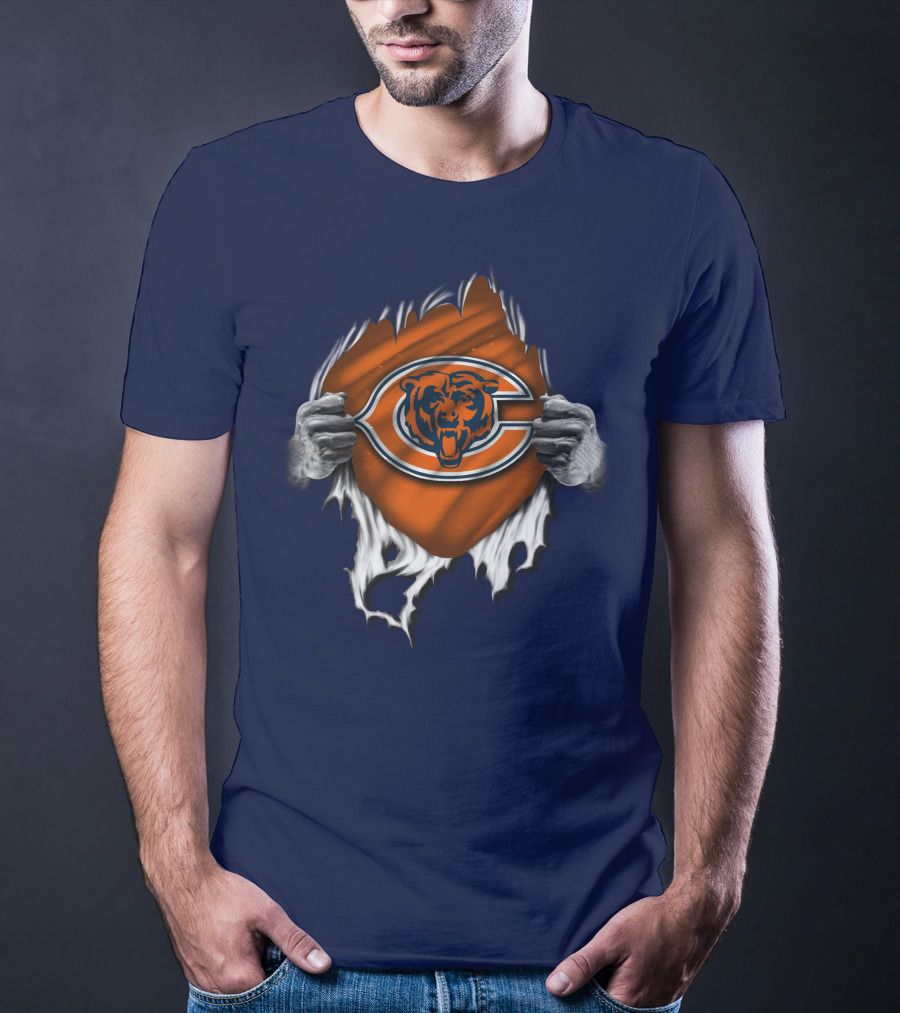 Torn CHICAGO BEARS Logo With Rip Effect Hands T-Shirt