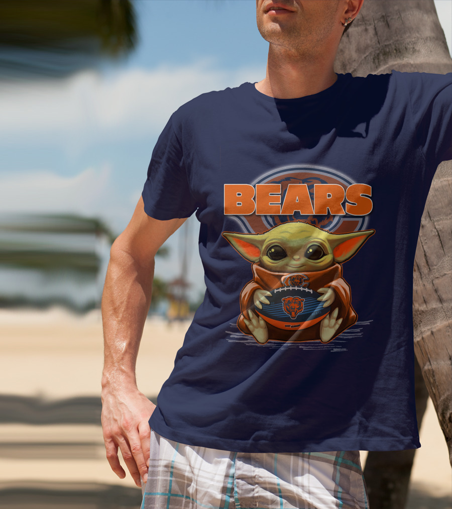 Yoda BEARS Baby Holding Chicago Football T-Shirt