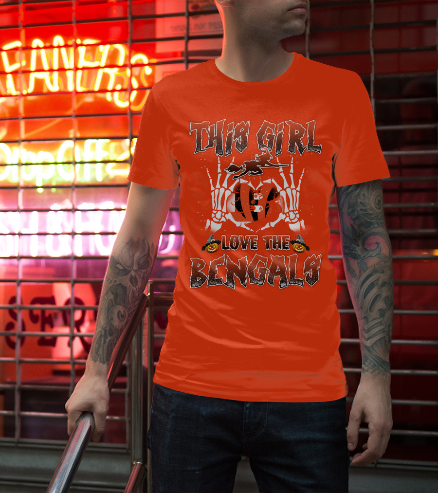This Girl Love The Bengals Halloween Skeleton Hands And Pumpkins T-Shirt