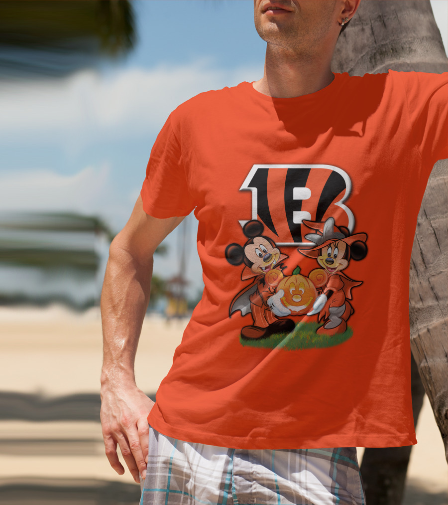 Cincinnati Bengals Halloween Mickey Minnie Pumpkin T-Shirt