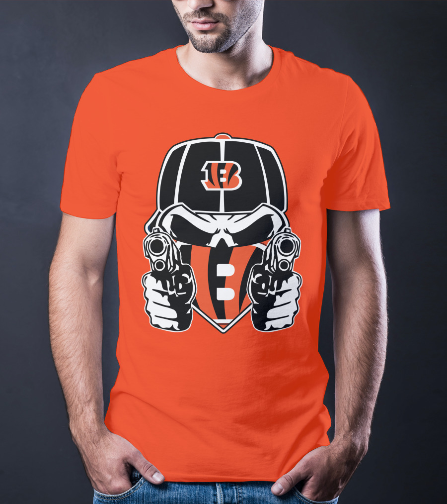 Cincinnati Bengals Armed Skeleton Illustration With Team Helmet T-Shirt