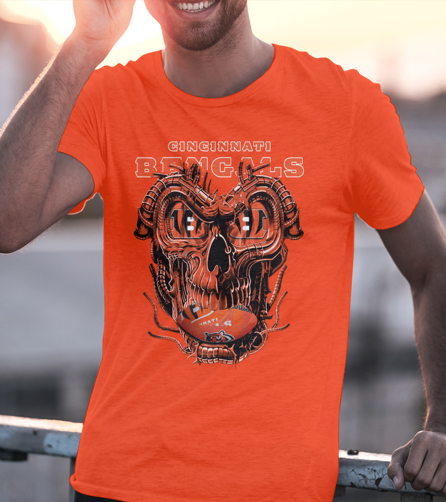 CINCINNATI BENGALS Dragonskull Football T-Shirt
