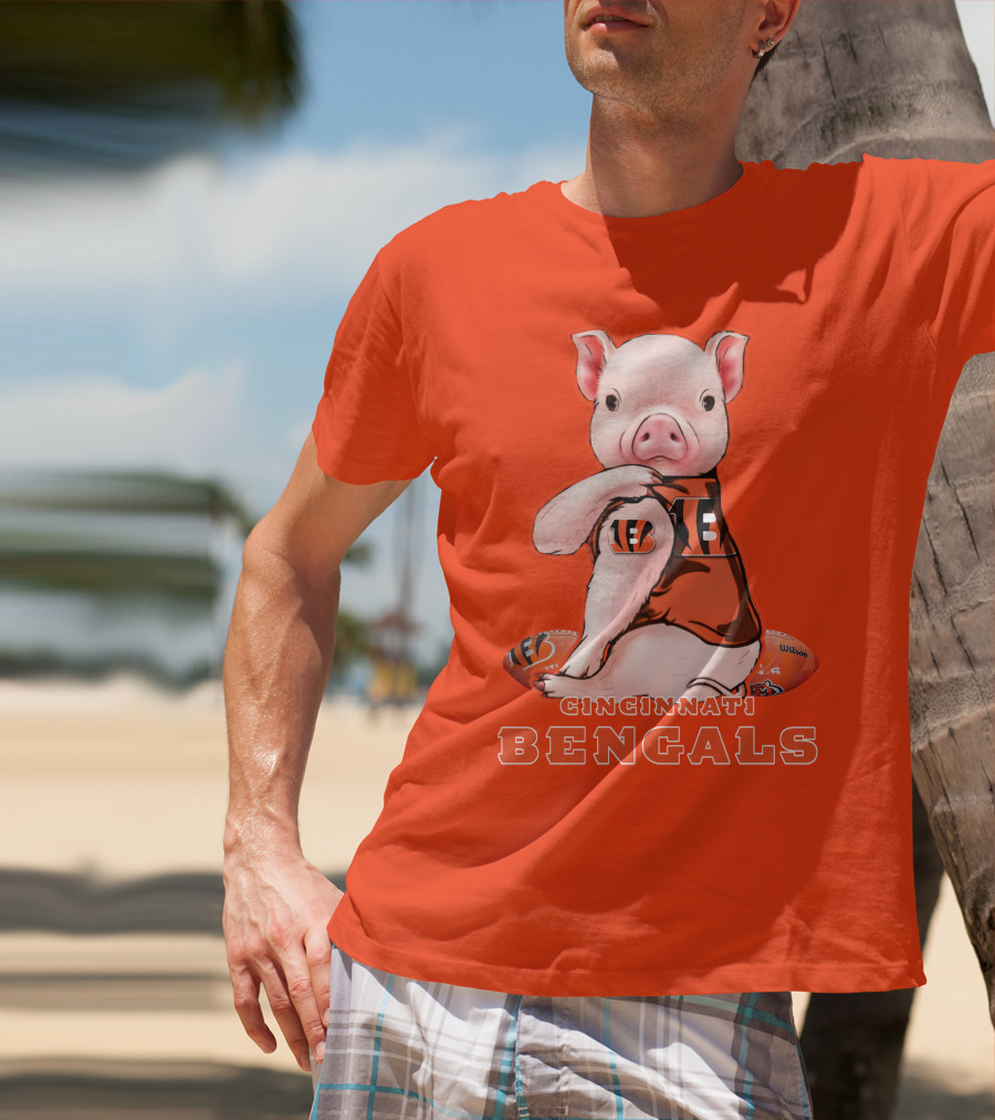 Cincinnati Bengals Pig With Football T-Shirt