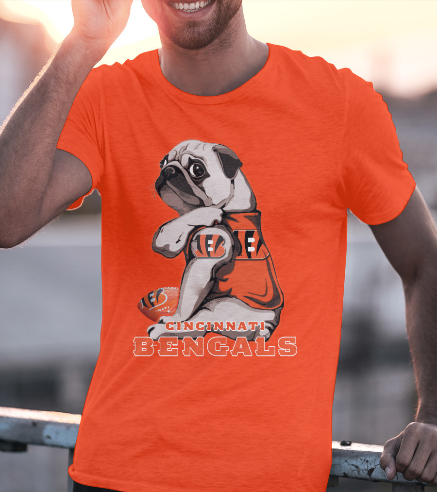 Cincinnati Bengals Pug Football Fan T-Shirt
