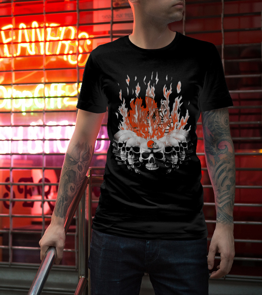 Cleveland Browns 37 Flaming Skull Helmet T-Shirt