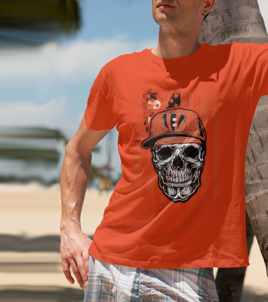 Skull V1 Cincinnati Bengals Hat American Flag Stripes T-Shirt