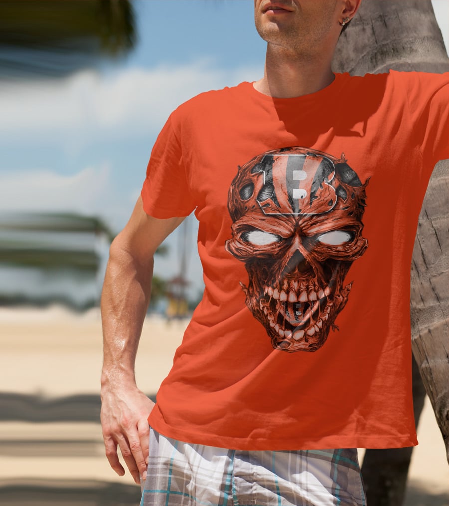Cincinnati Bengals Skull V2 Creepy Horror Fan Gear T-Shirt