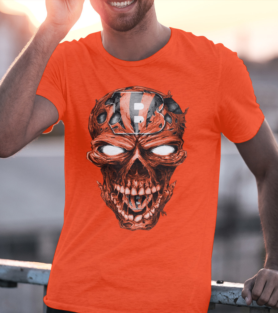 Cincinnati Bengals Skull V2 Creepy Horror Fan Gear T-Shirt