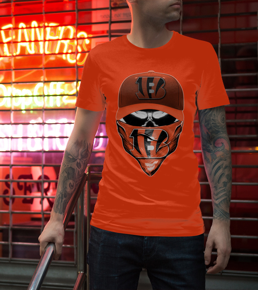 Cincinnati Bengals Skull Mask V6 T-Shirt