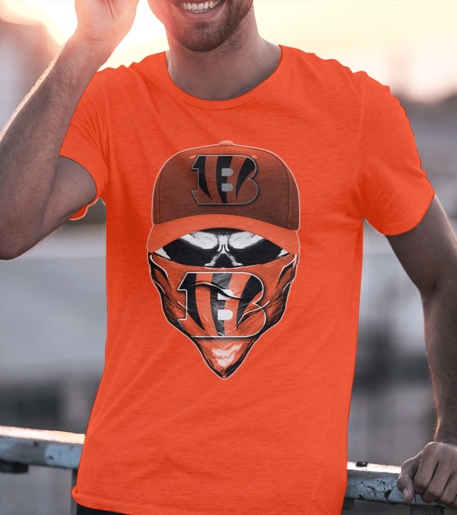 Cincinnati Bengals Skull Mask V6 T-Shirt