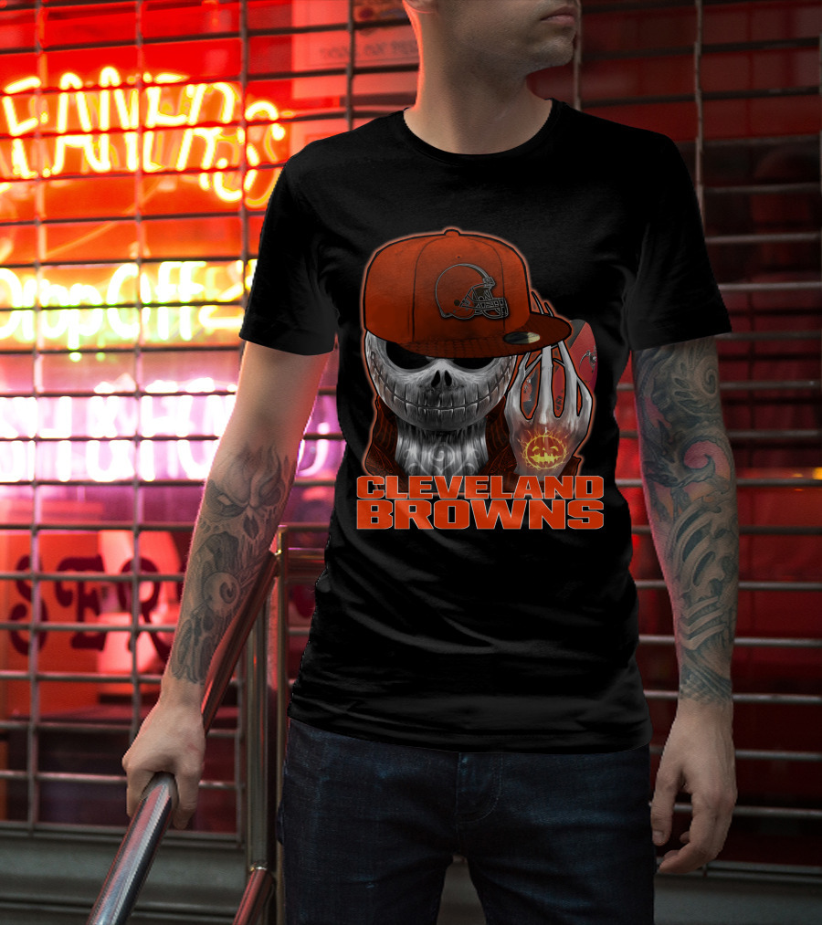 Cleveland Browns Jackskull Halloween Pumpkin Football T-Shirt