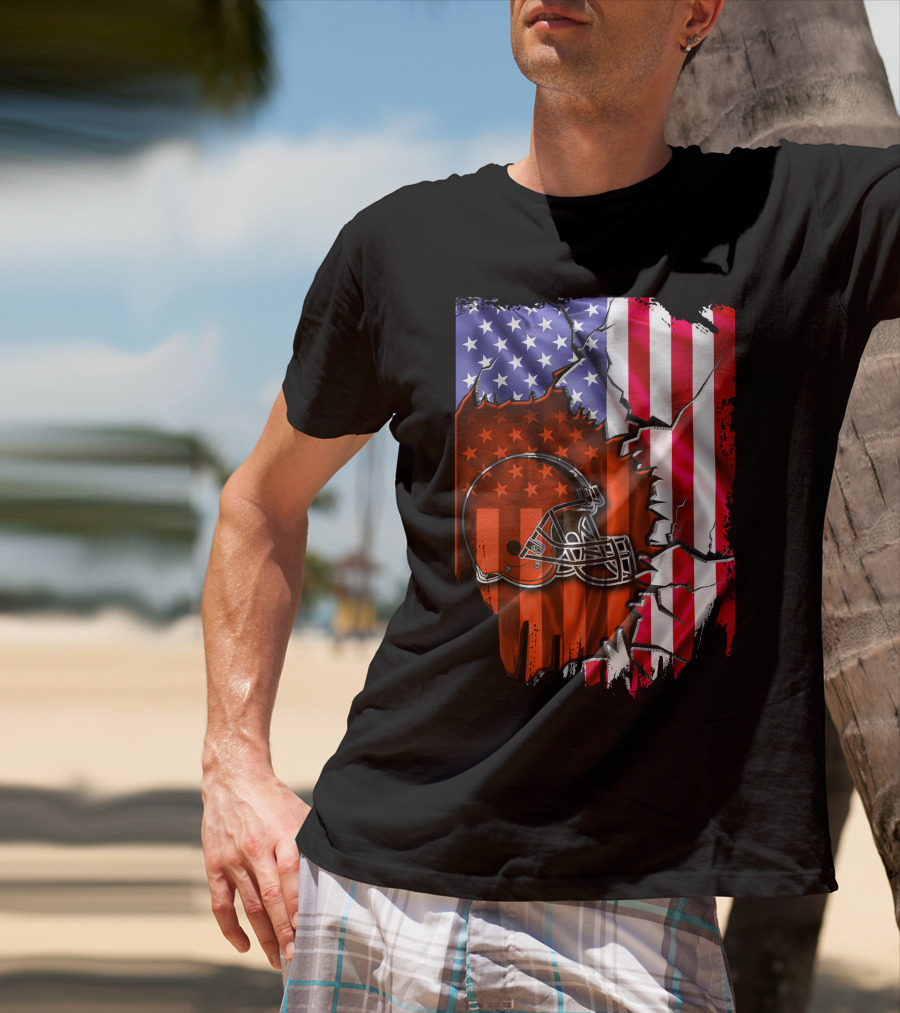 Cleveland Browns Helmet American Flag T-Shirt