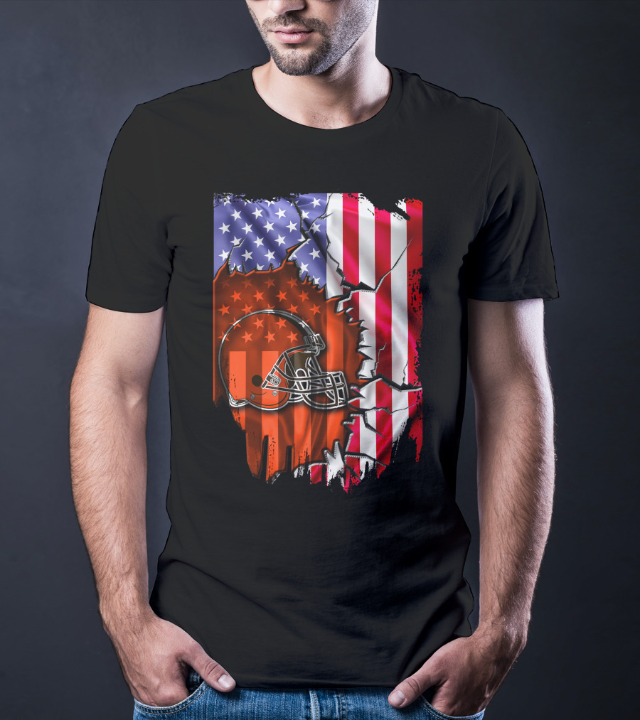 Cleveland Browns Helmet American Flag T-Shirt