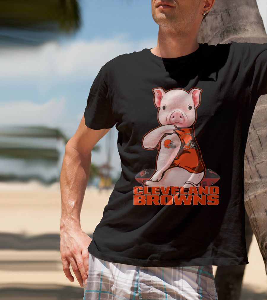 Cleveland Browns Pig With Team Logo Jersey And Football T-Shirt