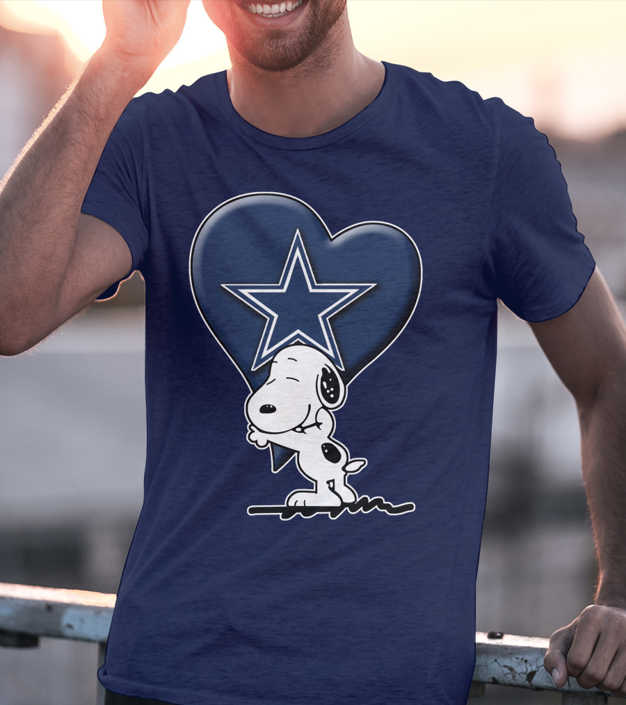 Snoopy Hugging Heart With Dallas Cowboys Star T-Shirt