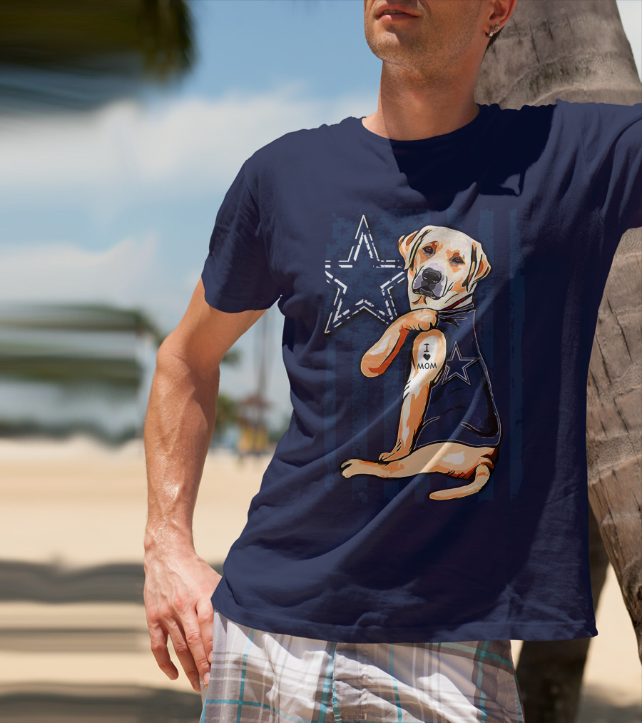 Labrador Retriever Loves Mom Dallas Cowboys Fan T-Shirt