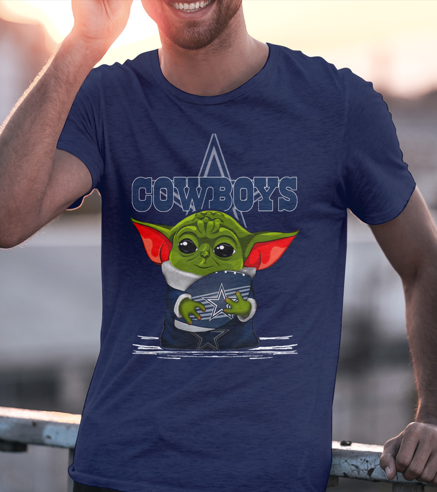 COWBOYS Yoda Holding Football Star T-Shirt