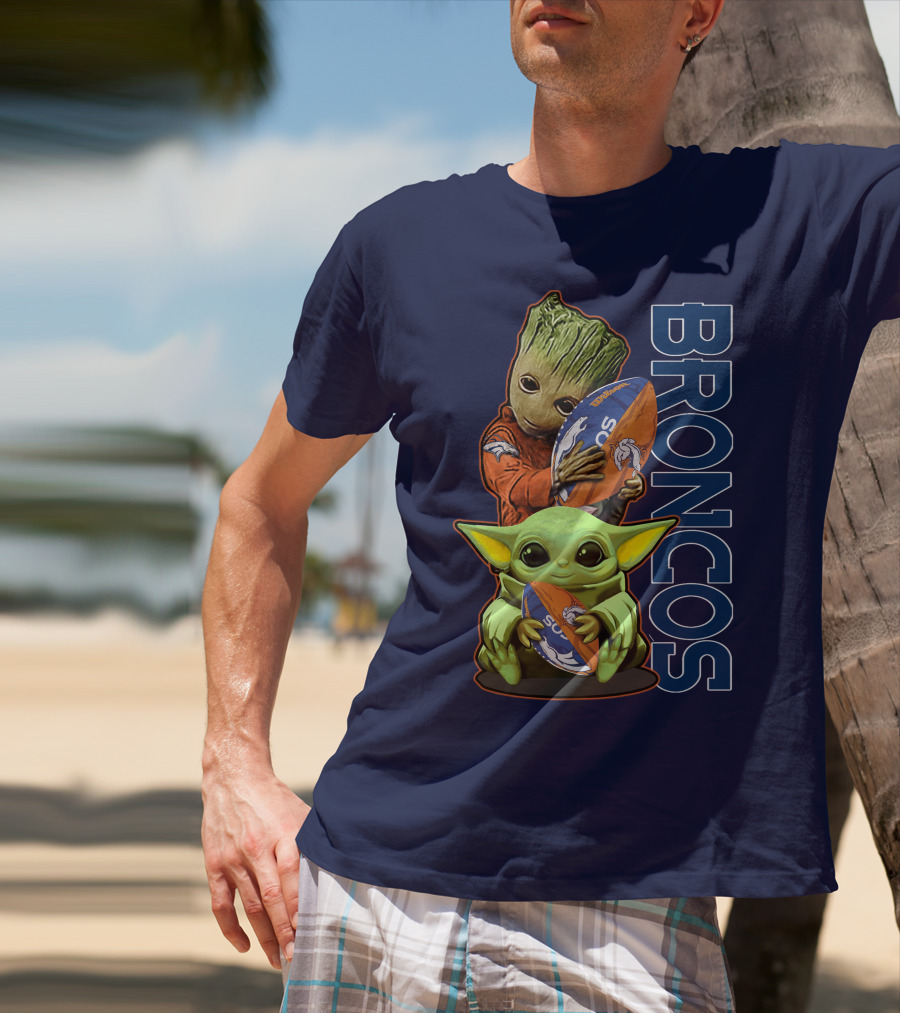 Grzd Denver Broncos Groot And Baby Yoda Holding Broncos Football T-Shirt