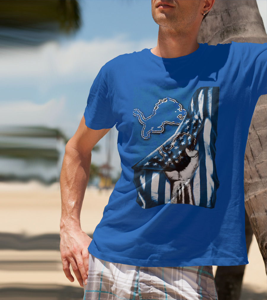 Flag V1 Detroit Lions Blue And White Stars And Stripes Fist T-Shirt