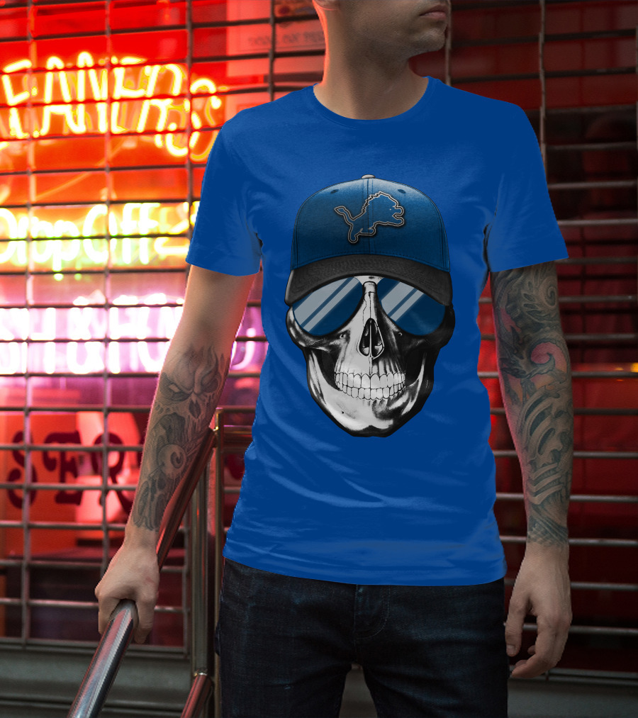 Skull Wearing Detroit Lions Cap With Reflective Sunglasses T-Shirt