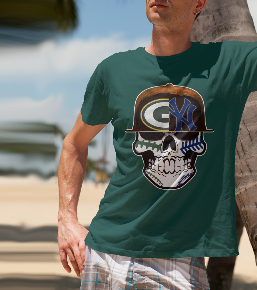 Green Bay Packers New York Yankees Split Skull Cap T-Shirt