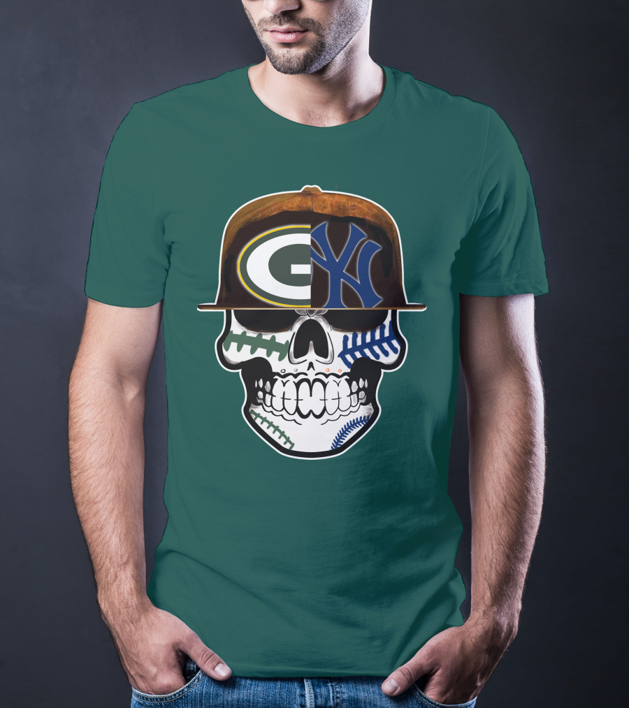 Green Bay Packers New York Yankees Split Skull Cap T-Shirt