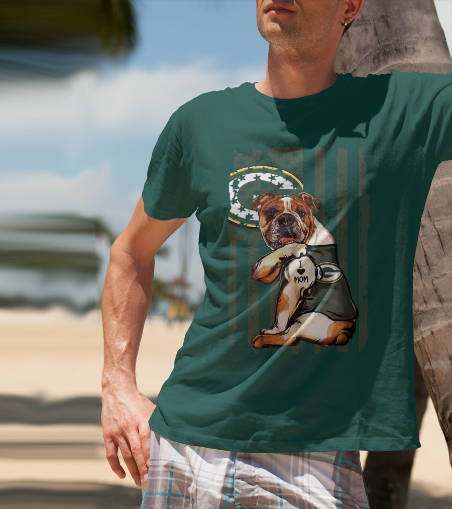 Green Bay Packers Bulldog I Love Mom Fan T-Shirt