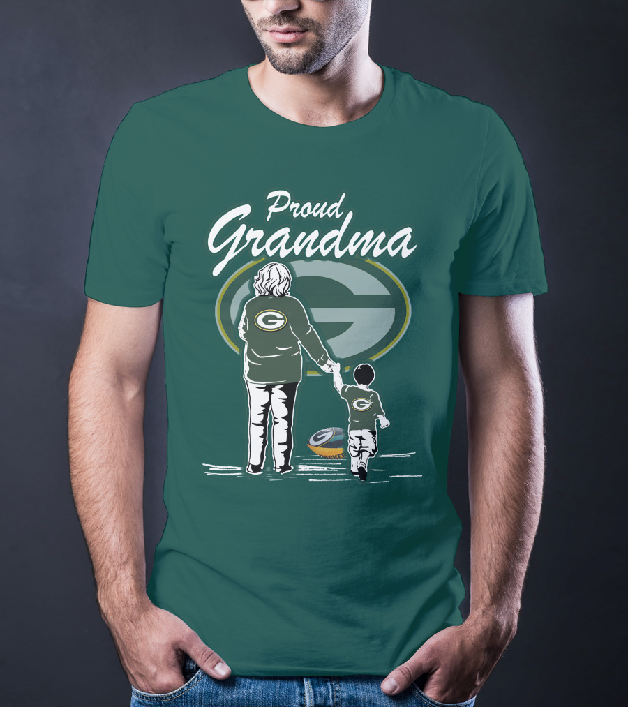 Proud Grandma Green Bay Packers Family Logo Scene T-Shirt