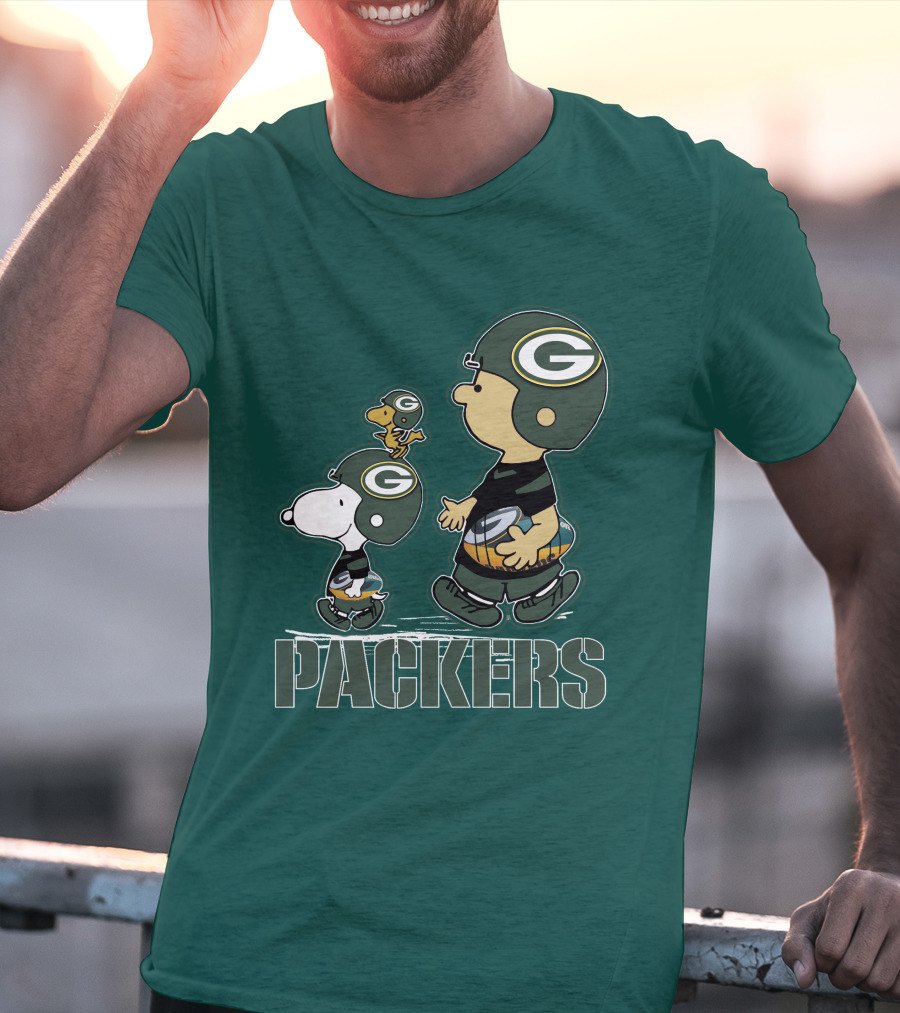 Snpfootball Green Bay Packers Peanuts Characters T-Shirt