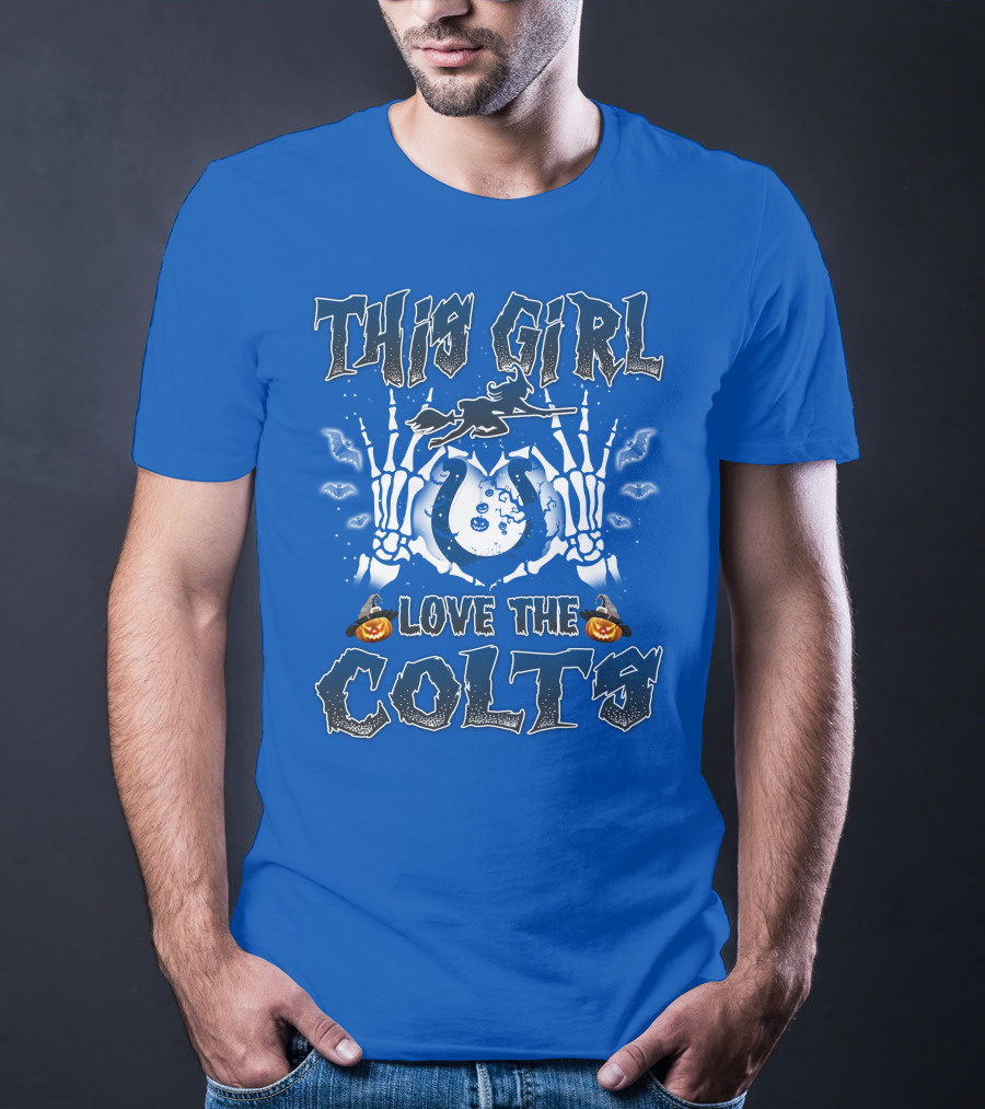 This Girl Love The Colts Halloween Skeleton Hands Pumpkin T-Shirt