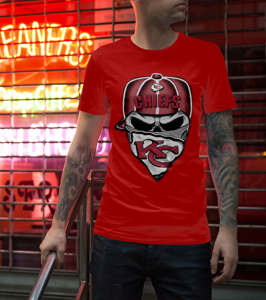 Kansas City Chiefs Skull Bandana Logo Cap T-Shirt