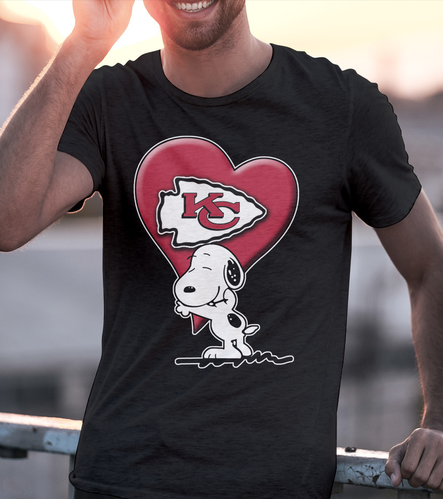 Snoopy Kansas City Chiefs Heart T-Shirt
