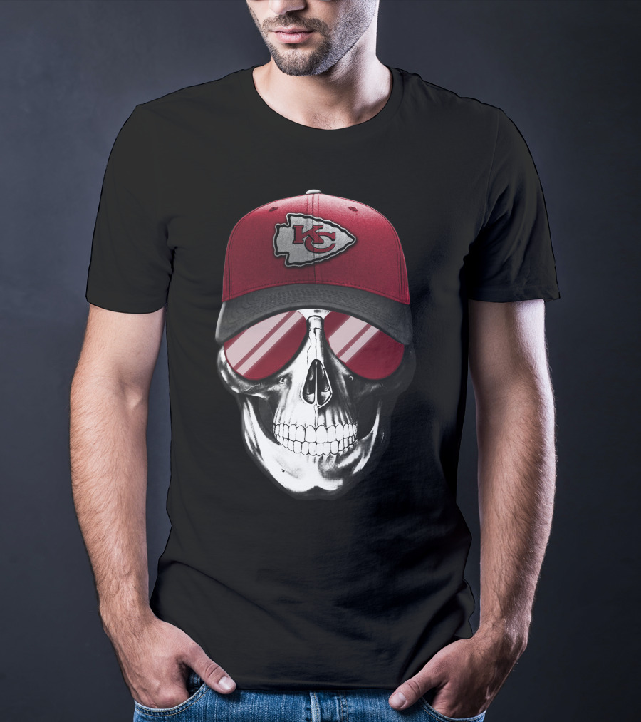 Skull Wearing Kansas City Chiefs Hat With Reflective Shades T-Shirt