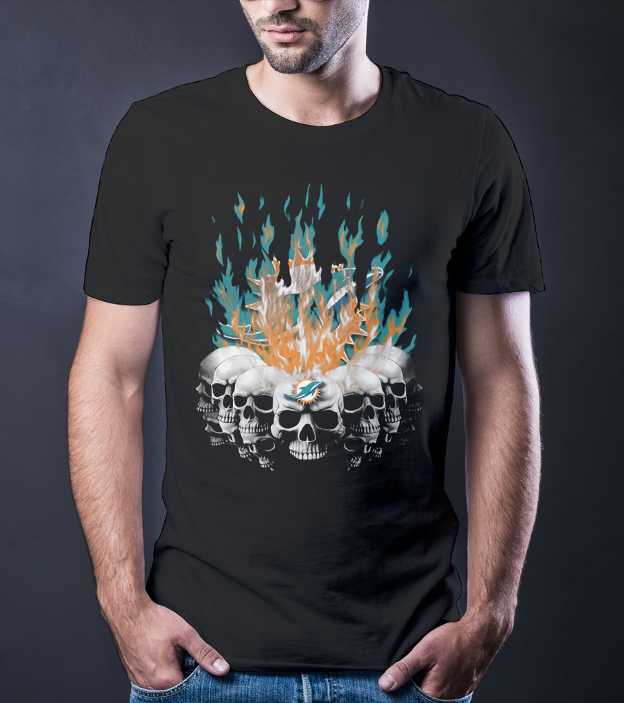 Miami Dolphins Skull Flames Graphic 18 T-Shirt