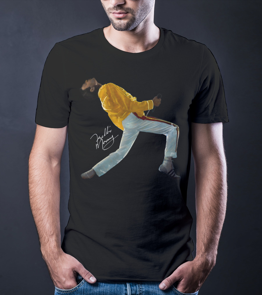 Freddie Mercury Wembley Yellow Jacket Live Pose T-Shirt