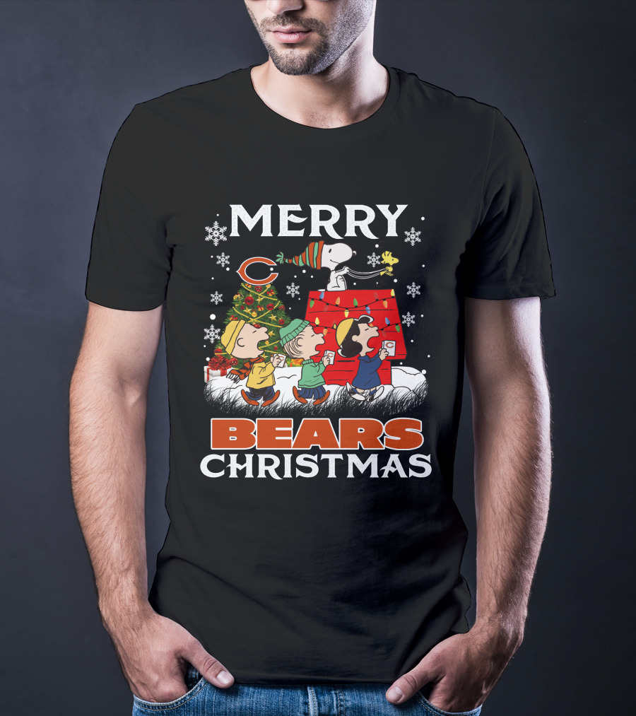 Chicago Bears Snoopy Merry Christmas Peanuts Holiday T-Shirt