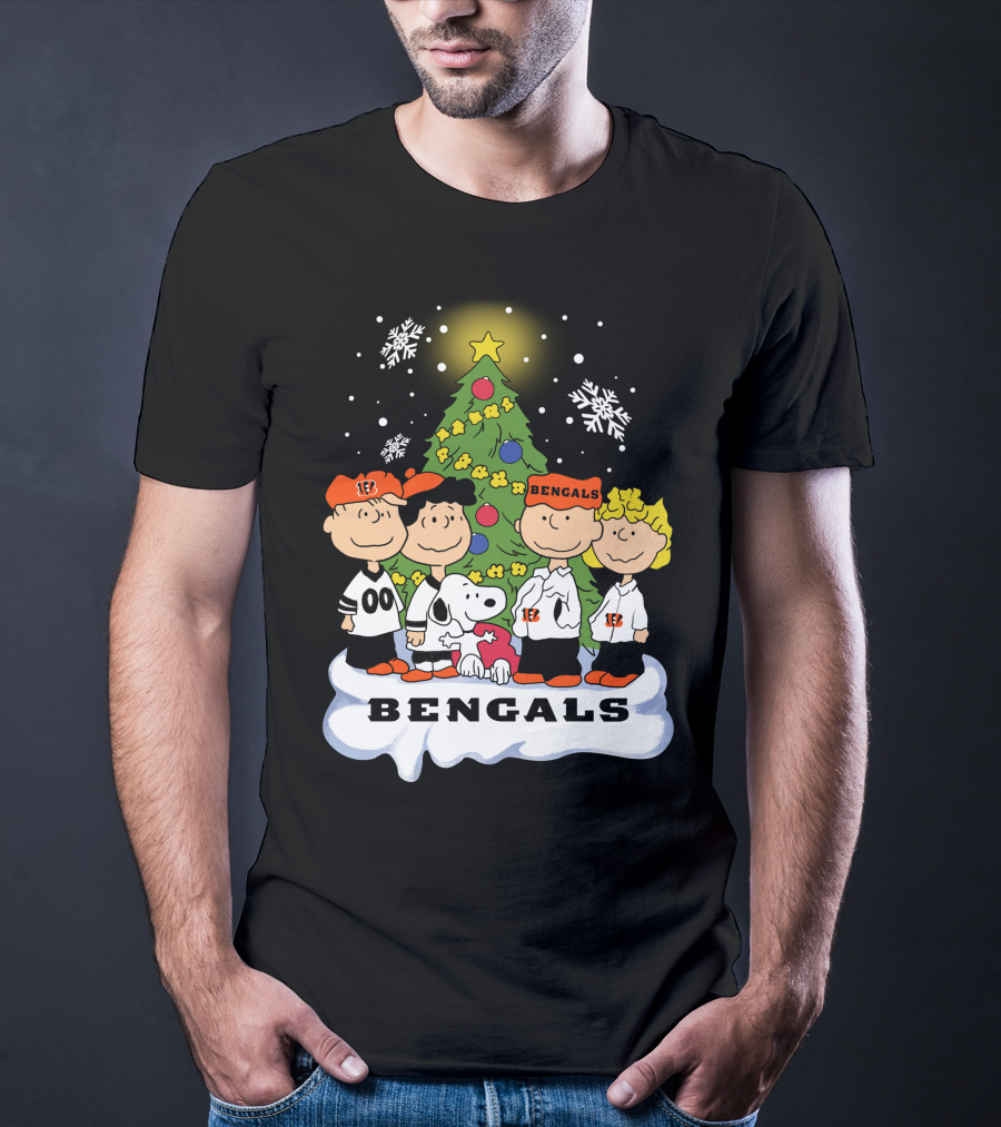 Snoopy Bengals Christmas Tree Peanuts Characters T-Shirt