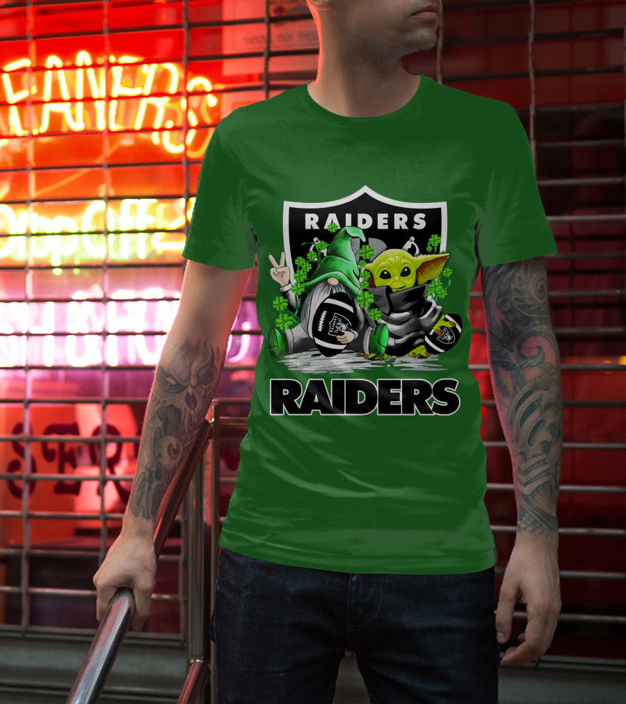 Raiders St. Patrick’s Day Football Gnome And Baby Alien With Clover Footballs T-Shirt